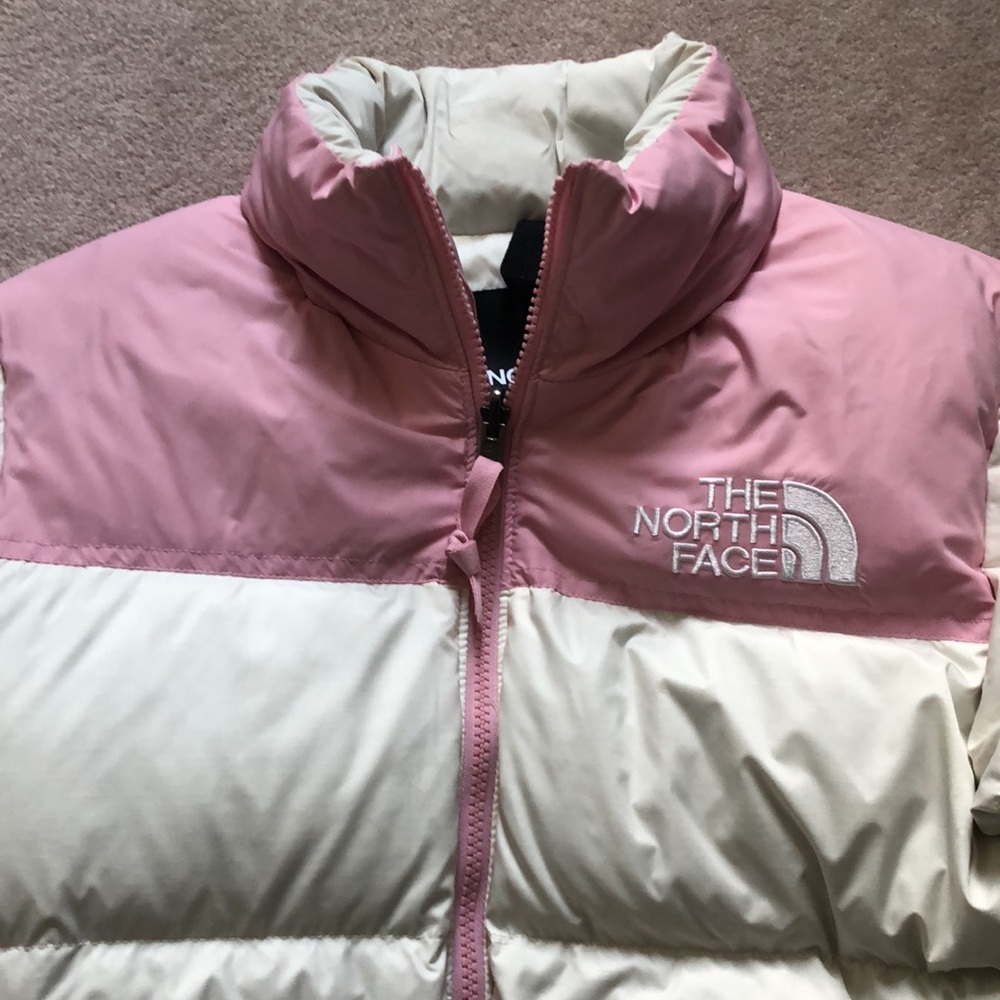 North Face women’s 1996 retro nuptse jacket - Picture 2 of 12
